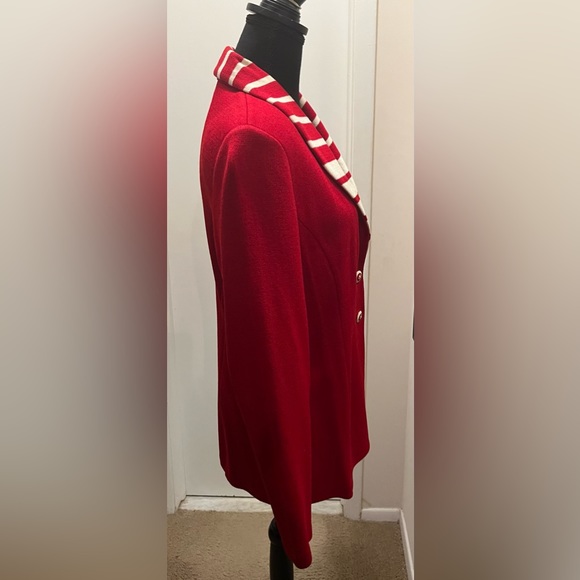 Like new St John Red and White blazer. Marie Gray Collection. - Picture 2 of 6